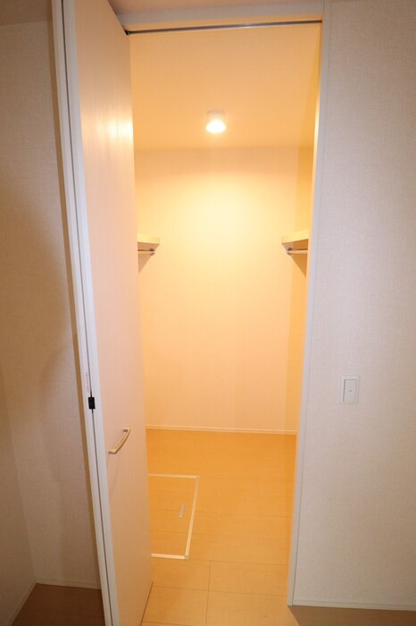 Ｄ－ｒｏｏｍ元町の収納