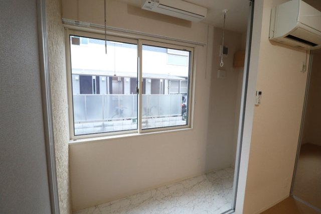 Ｄ－ｒｏｏｍ元町のバルコニー