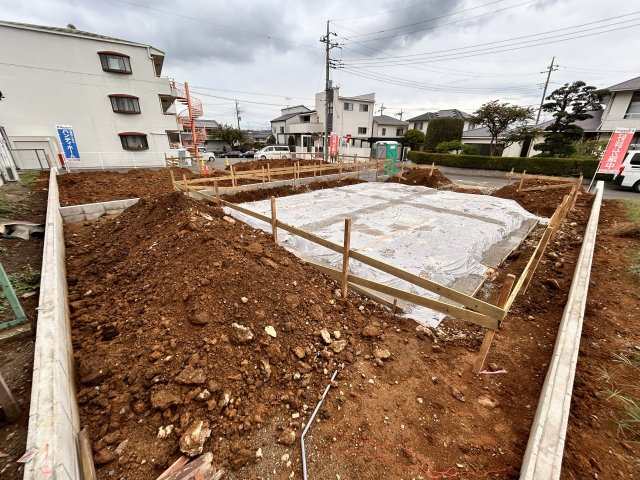 【Cradle garden】真岡市熊倉　第5 全２邸の外観|〇只今建築中〇
完成してからは見ることのできない、施工方法や構造をしっかりとご確認いただけるのが、建築中の住宅の大きなメリットです。専門知識を持ったスタッフがご説明させていただきます！
