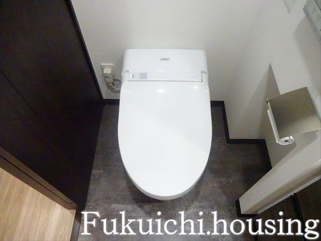 XEBEC明大前のトイレ