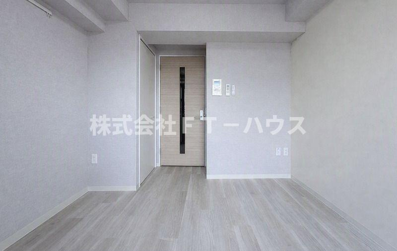 エマーレ行徳の居間・リビング
