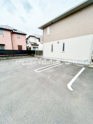 エスポワールの駐車場