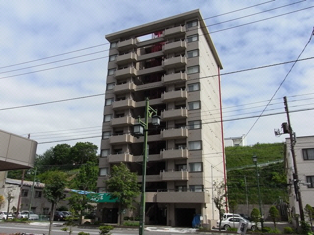 南大通４マンションの外観
