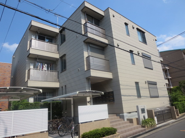 メゾン四季浦和の外観