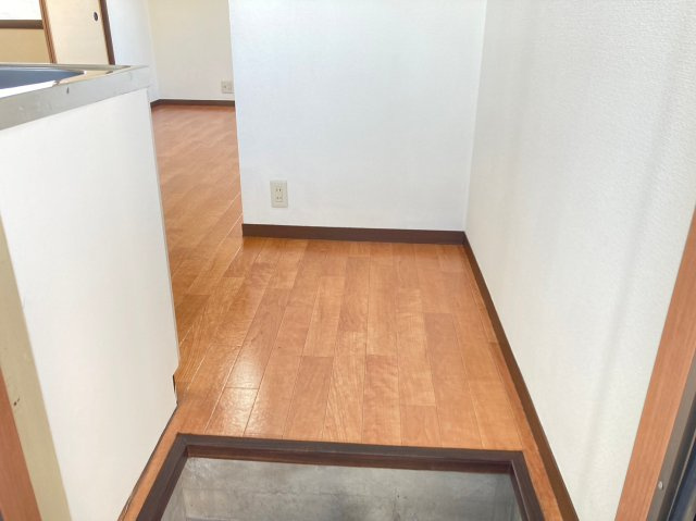 いずみハイツ石原Ⅱの玄関