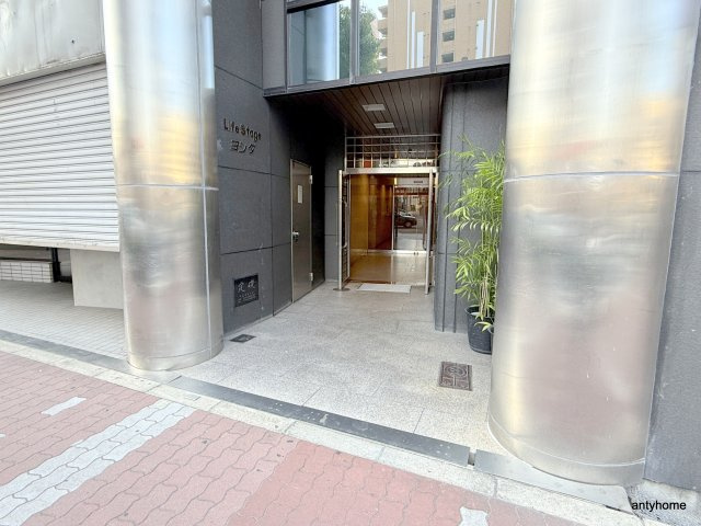 ライフステージヨシダ　仲介手数料無料のエントランス