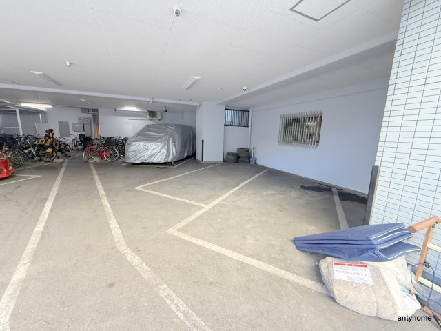 ライフステージヨシダ　仲介手数料無料の駐車場
