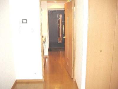 【玄関】 | トーシンフェニックス笹塚駅前弐番館
