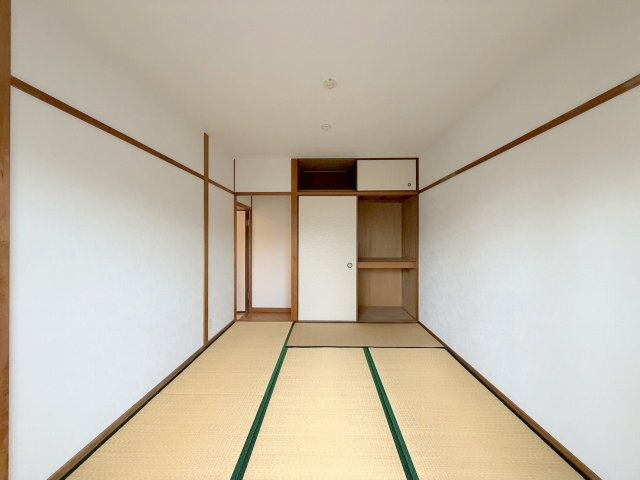 シャルマン東高須の和室