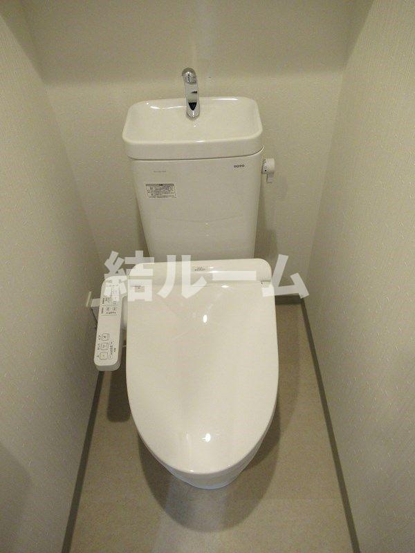 板橋区徳丸３丁目の賃貸マンションのトイレ