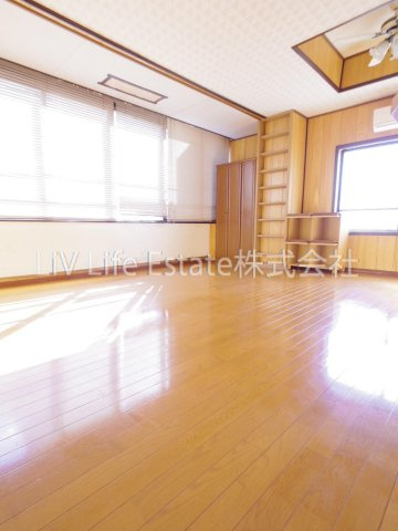 小平市学園西町２丁目の賃貸マンションの寝室