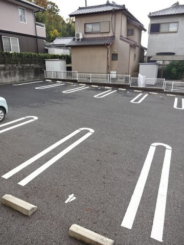 ハイムシャルマンの駐車場