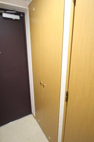川崎市高津区久本３丁目の賃貸マンションの収納|他室参考写真
