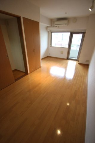川崎市高津区久本３丁目の賃貸マンションの洋室|他室参考写真