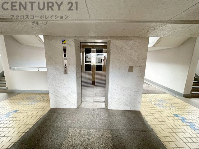 エレベーター付き