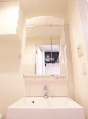 豊島区南池袋１丁目の賃貸マンションの洗面所
