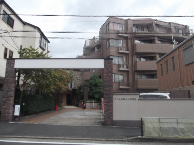 クリオ武蔵小杉弐番館のエントランス
