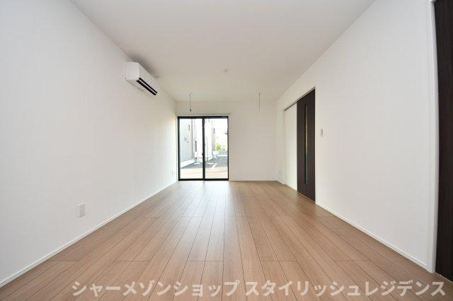 北九州市小倉北区霧ケ丘１丁目の一戸建ての居間・リビング