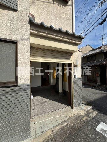 【玄関】 | 大蓮北１丁目貸家