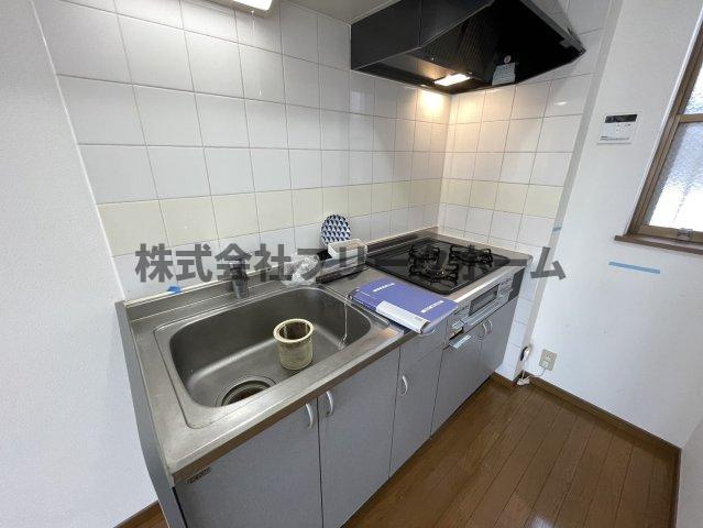 武蔵野市西久保３丁目のアパートのキッチン