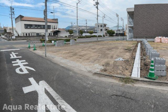 高松市福岡町４丁目の新築一戸建の前面道路含む現地写真|前面道路含む現地写真です