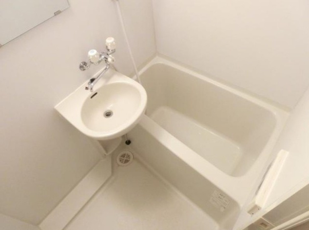 プレール・ドゥーク巣鴨の浴室|別部屋参考写真
