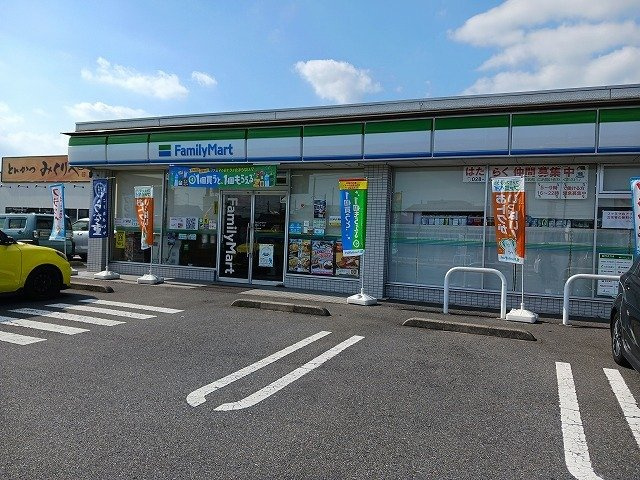 パークサイド森の邸・北の周辺|ファミリーマート清原テクノ店まで800m