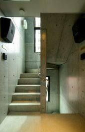 荒川区東日暮里１丁目の賃貸マンション