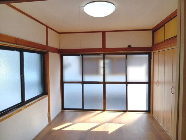 池井貸家の洋室|ゆったりした洋室です