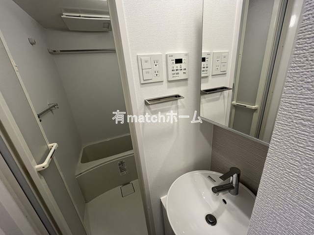 エスリード大阪イーストエッジの洗面所