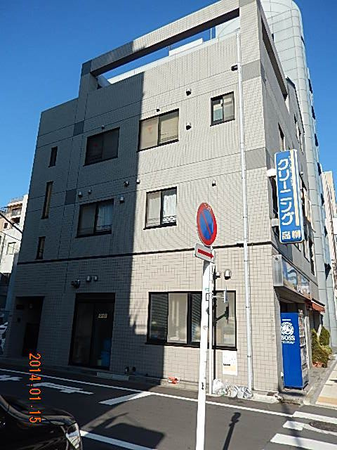 高柳ビルの外観