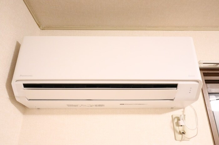 ローズガーデン・レジス　ＡＢＣＤの設備|エアコンは２基付いています