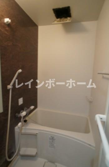 Royal Court 下総中山の浴室