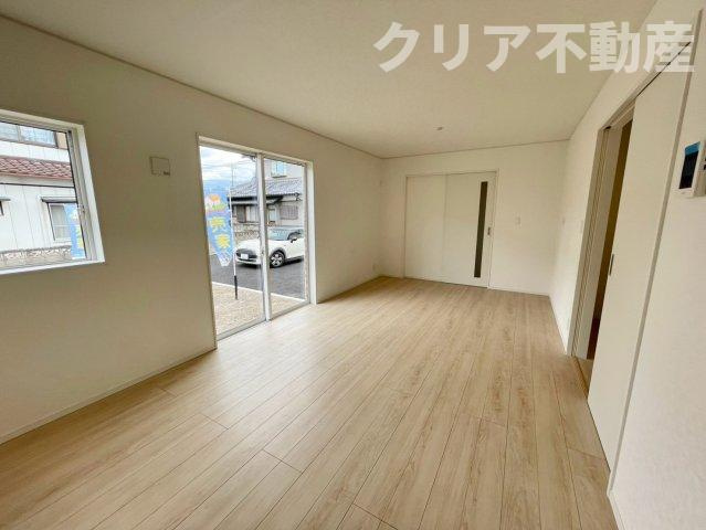 【居間・リビング】 | 駅徒歩６分！富岡市七日市第5