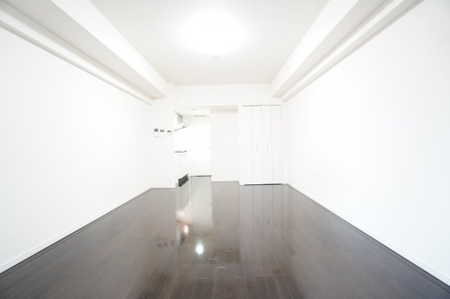 【洋室】 | SIDE One | ※同物件・同タイプの写真です。
