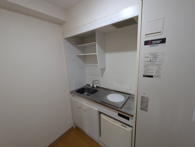 レフィナード西台のキッチン
