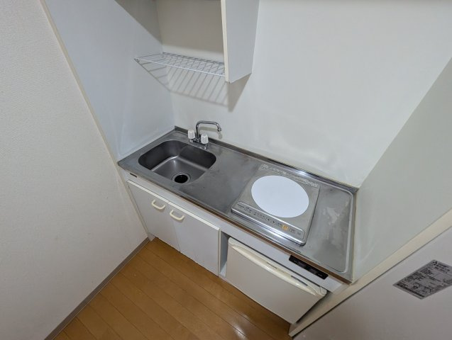 レフィナード西台のキッチン