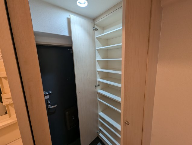 レフィナード西台の収納