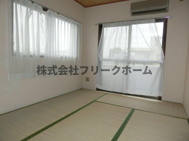 武蔵野市吉祥寺本町３丁目の賃貸マンションの和室