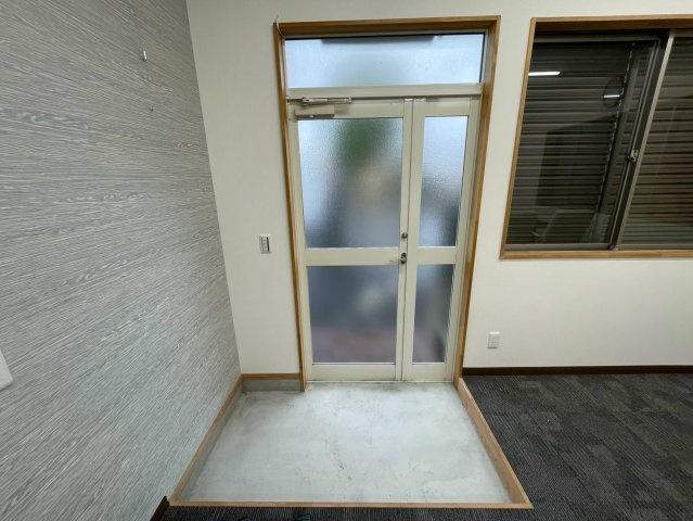 西尾市伊藤町貸店舗の内装