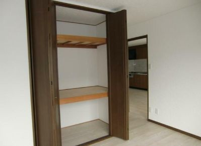 足立区花畑４丁目の賃貸マンション