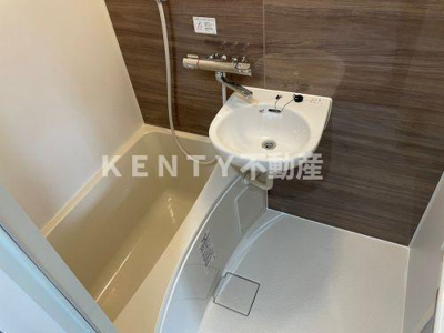 【浴室】 | JLBグランエクリュ田園調布 | 落ち着いた空間のお風呂です