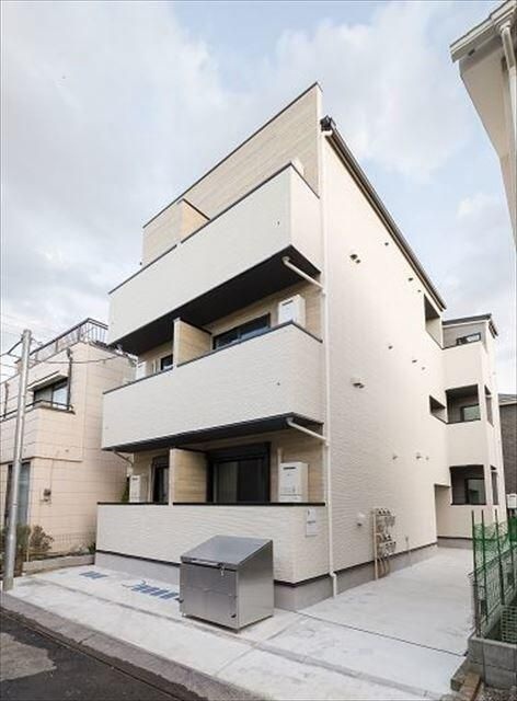 MARCH平井