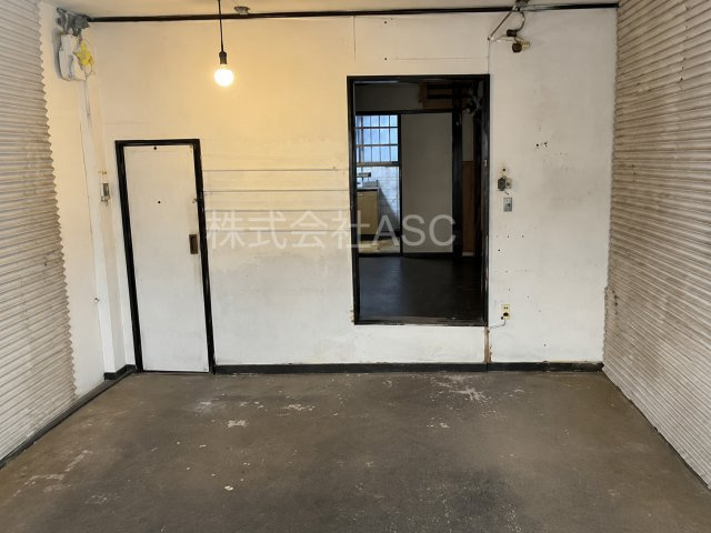 中津３丁目１７－１１貸店舗②の洋室