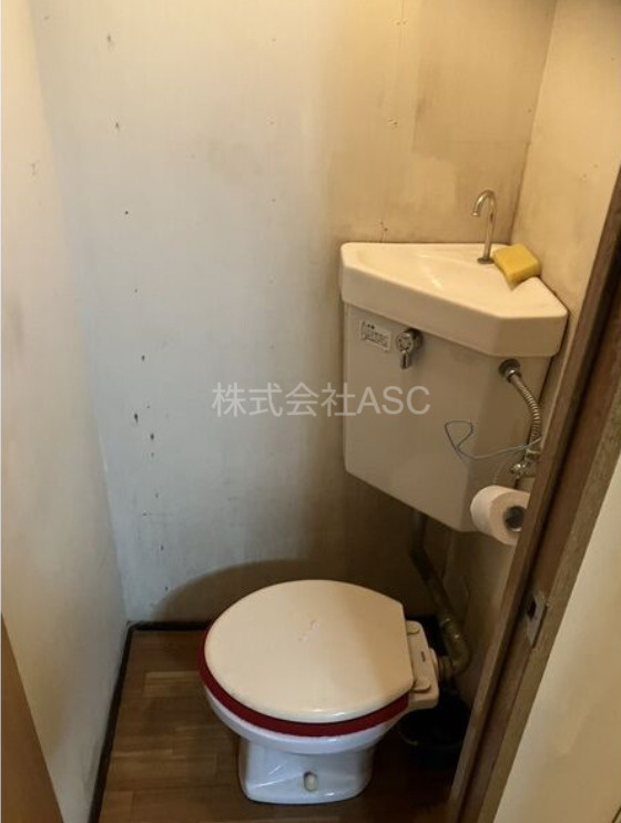中津３丁目１７－１１貸店舗②のトイレ