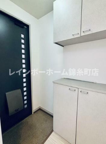 サンコスモFの玄関
