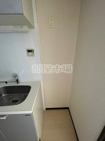 CITY SPIRE 蔵前のキッチン|冷蔵庫置場