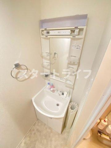 大阪市東淀川区西淡路３丁目の賃貸マンションの洗面所