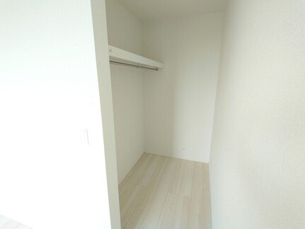 仲介手数料無料【リナージュ愛西市須依町01期　新築戸建】の収納
