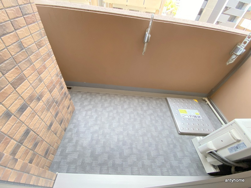 プレサンス上町台東平　仲介手数料無料のバルコニー